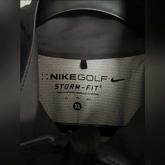 Nike Golf Jacket Womens Black Storm Fit Zip Up Black Jacket Size XL - Picture 2 of 4